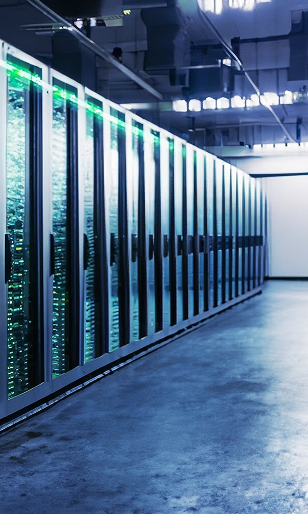 shutterstock_2340658077_mobil